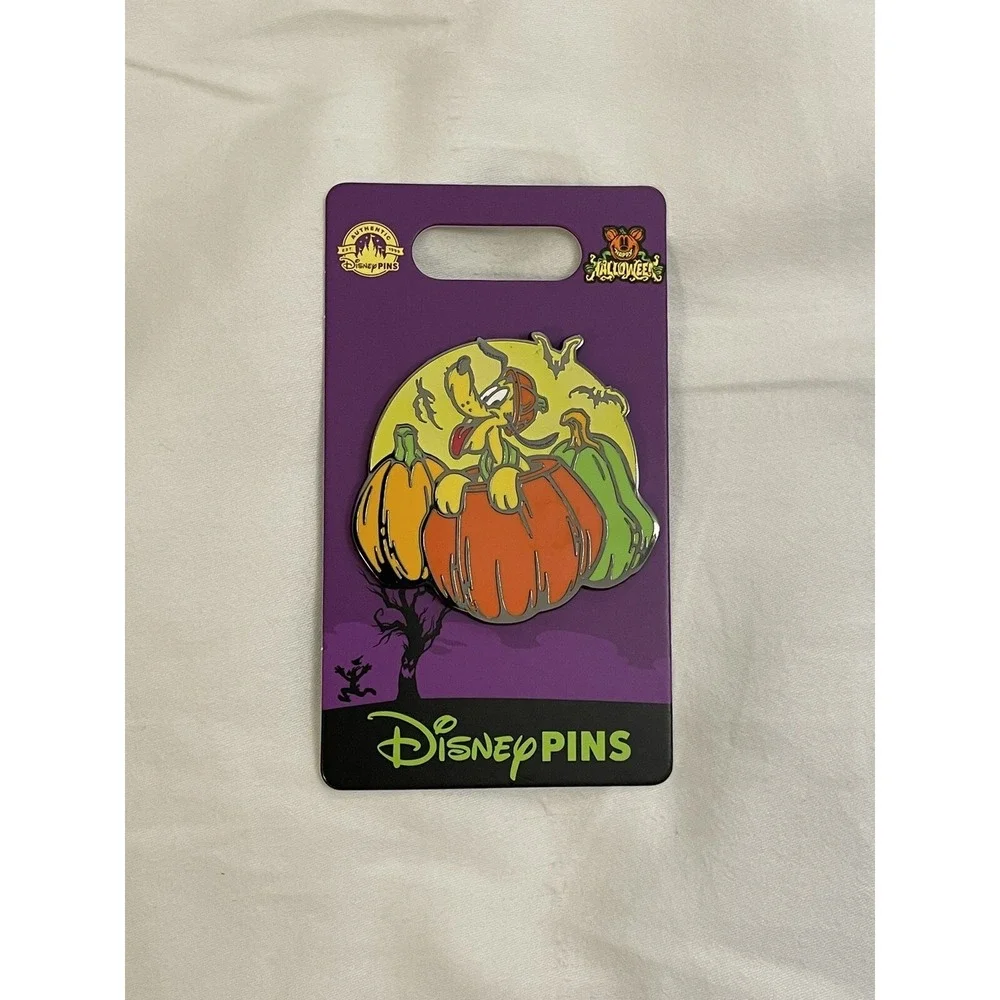 NEW Set of 10 NOC Walt Disney Parks 2024 Halloween Pins Minnie Mickey Pass House